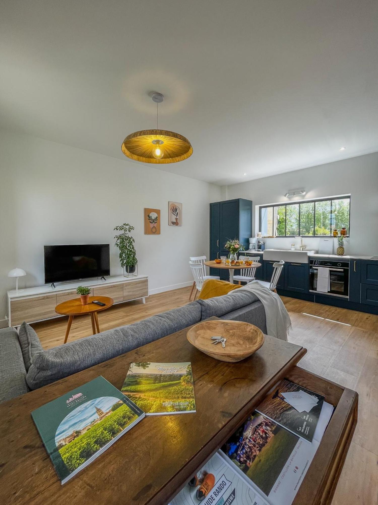 Maison Cosy Avec Vue Sur Les Vignes. Libourne Extérieur photo